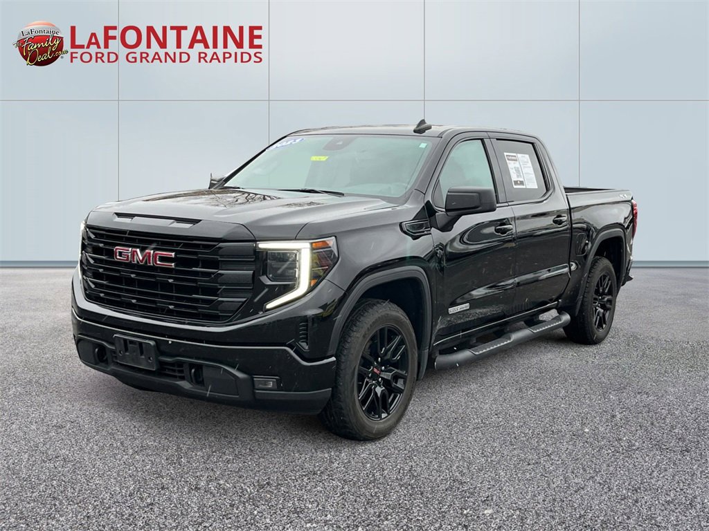 Used 2023 GMC Sierra 1500 Elevation image 1