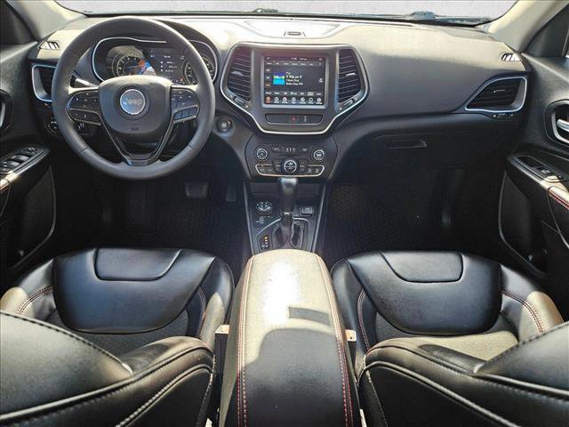 Used 2022 Jeep Cherokee Trailhawk image 15