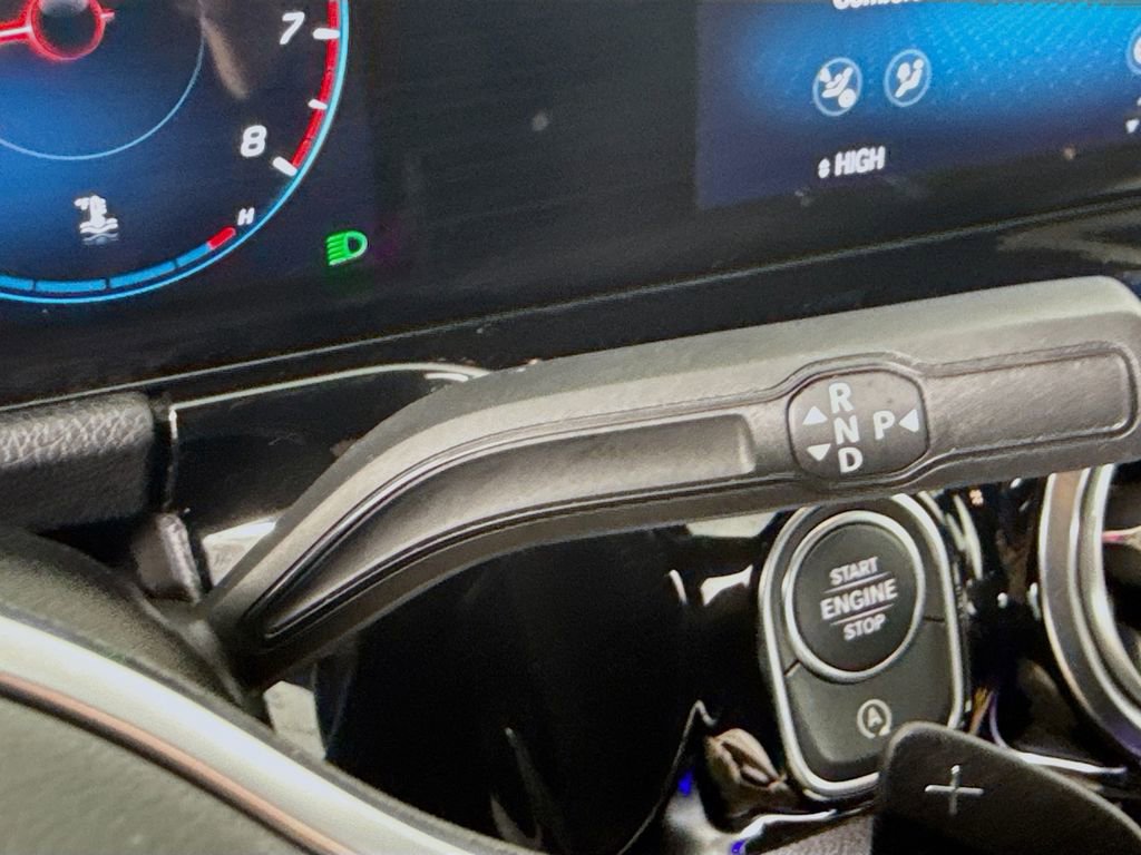 Used 2023 Mercedes-Benz GLA 250 4MATIC image 17