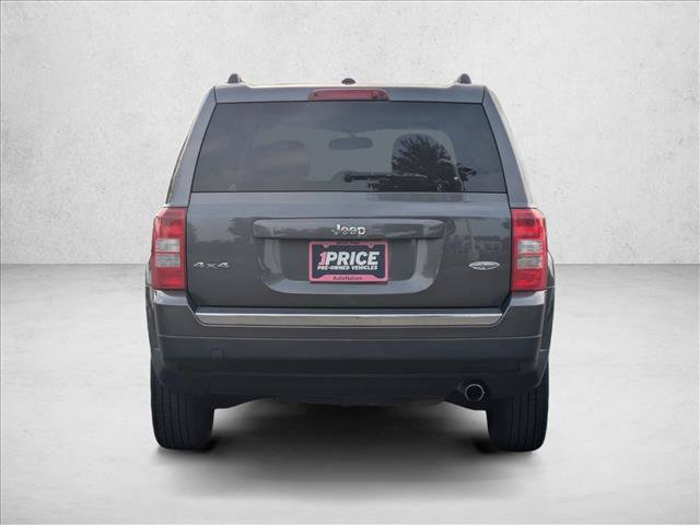 Used 2016 Jeep Patriot High Altitude AWD/4WD image 7