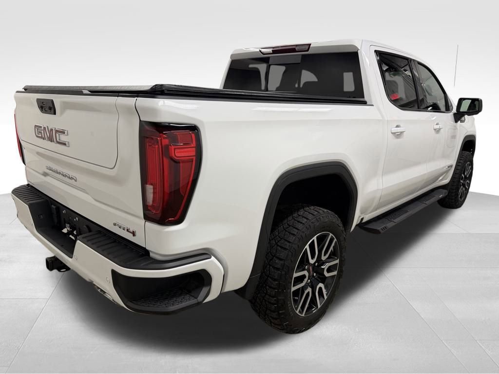 Used 2023 GMC Sierra 1500 AT4 w/ AT4 Preferred Package image 11