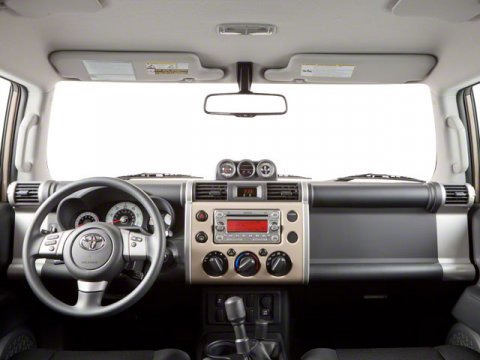 Used 2013 Toyota FJ Cruiser 4WD image 10