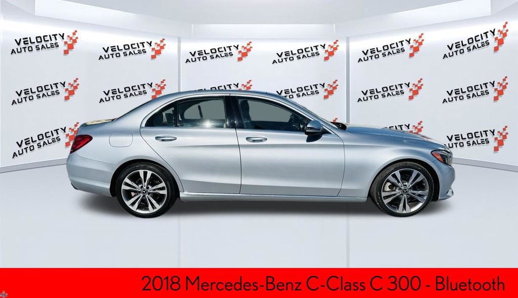 Used 2018 Mercedes-Benz C 300 Sedan image 2