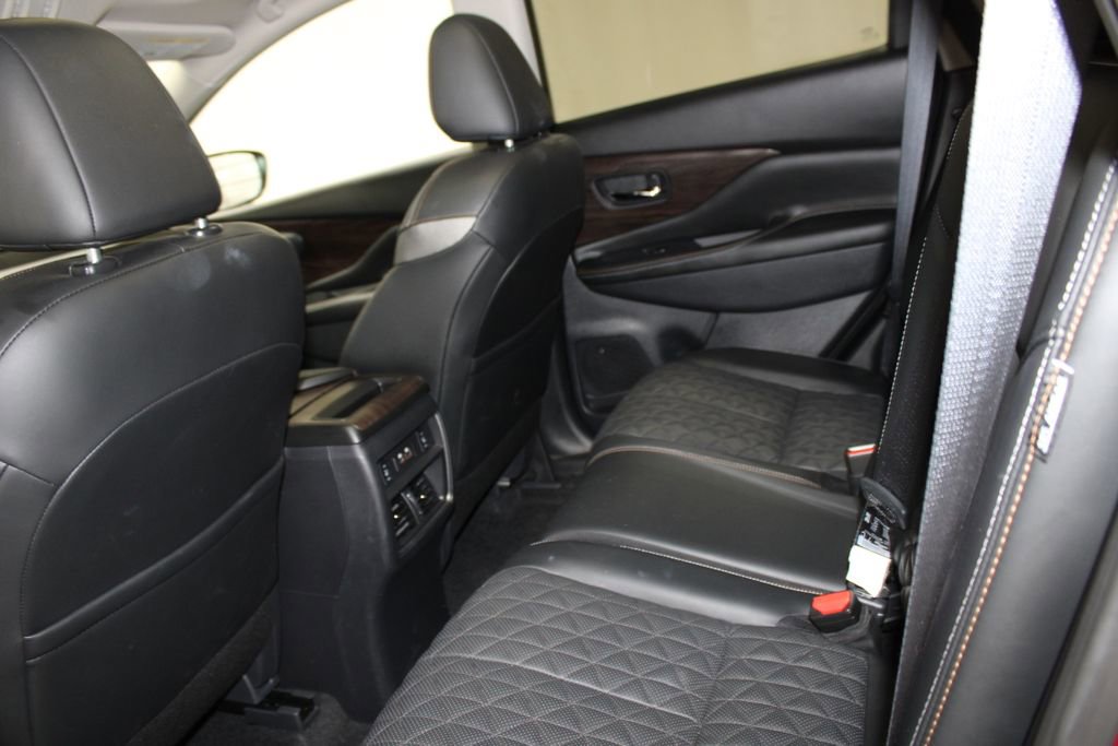 Used 2024 Nissan Murano Platinum w/ Cargo Package image 17