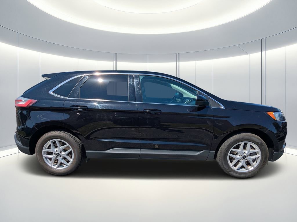 Used 2024 Ford Edge SEL AWD/4WD image 3