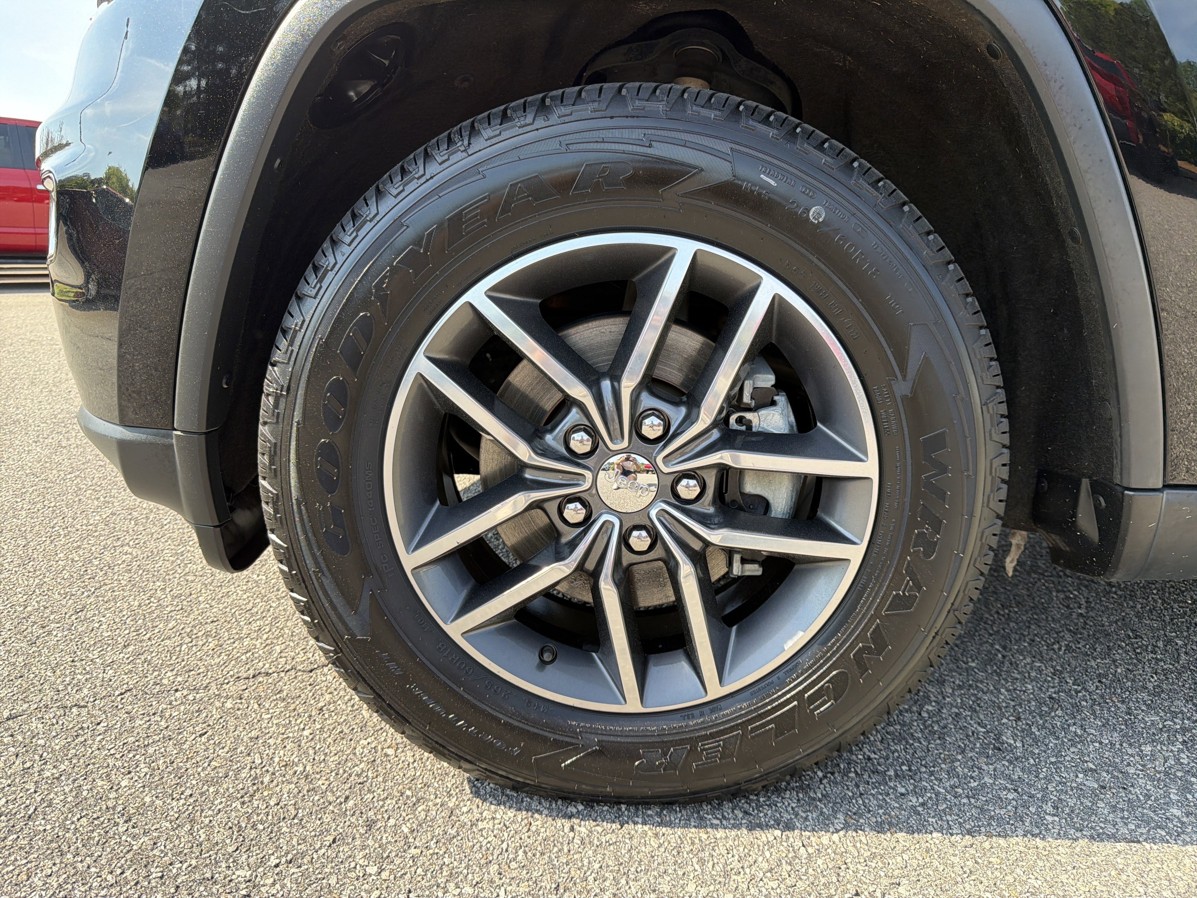 Used 2017 Jeep Grand Cherokee Limited RWD image 22