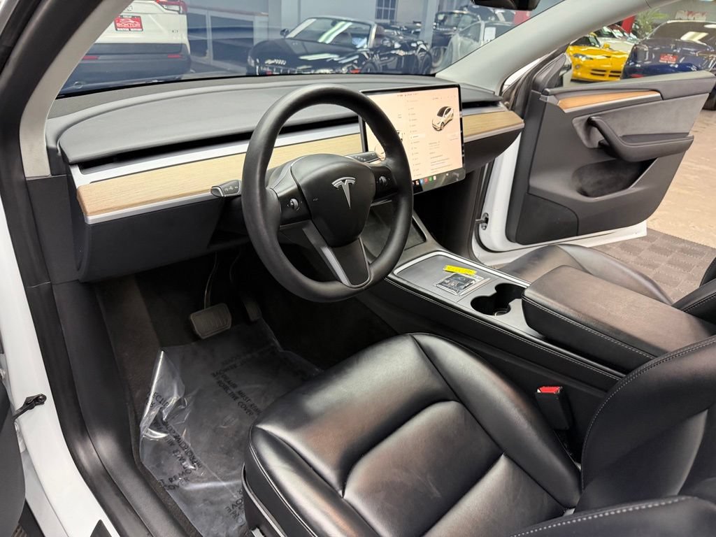 Used 2023 Tesla Model Y Long Range AWD/4WD image 32