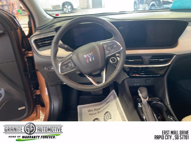 Used 2026 Buick Encore GX Avenir w/ Avenir Convenience Package FWD image 18
