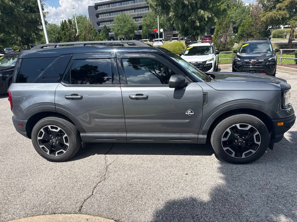 Used 2022 Ford Bronco Sport Outer Banks AWD/4WD image 2