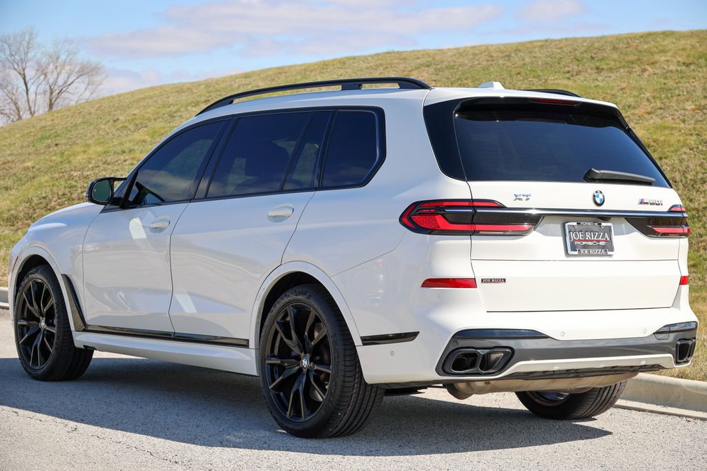 Used 2023 BMW X7 M60i w/ Executive Package AWD/4WD image 3