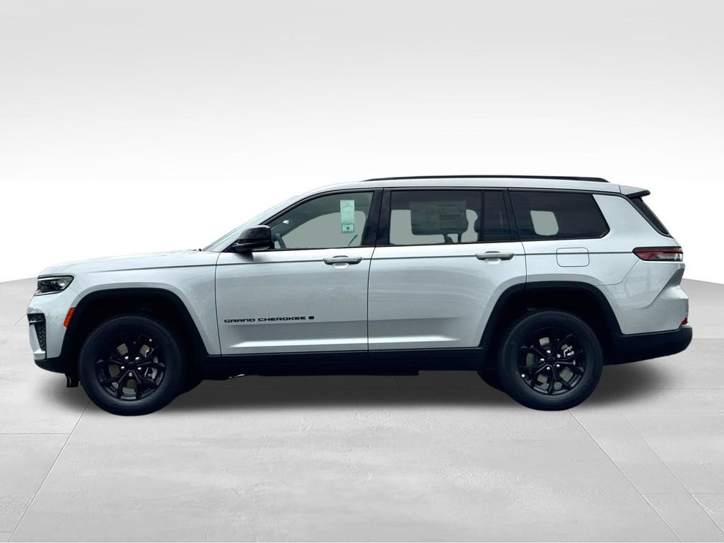 New 2026 Jeep Grand Cherokee L 4WD image 4