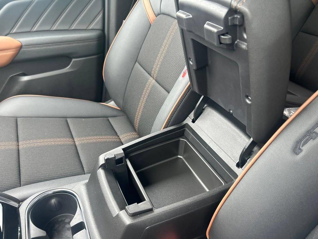 New 2026 GMC Canyon AT4 w/ Nightfall Essentials Package AWD/4WD image 40