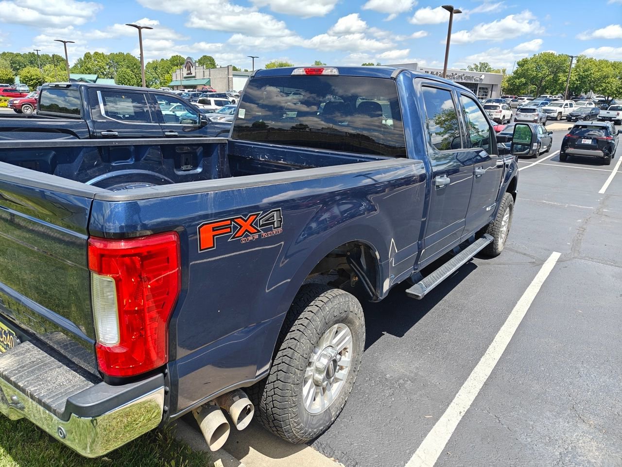 Used 2017 Ford F250 XLT w/ XLT Value Package AWD/4WD image 12