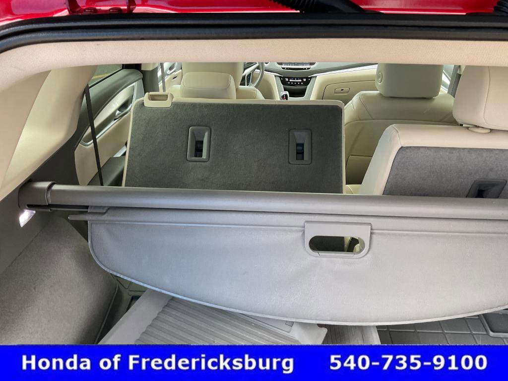 Used 2023 Cadillac XT5 Premium Luxury w/ Technology Package AWD/4WD image 25