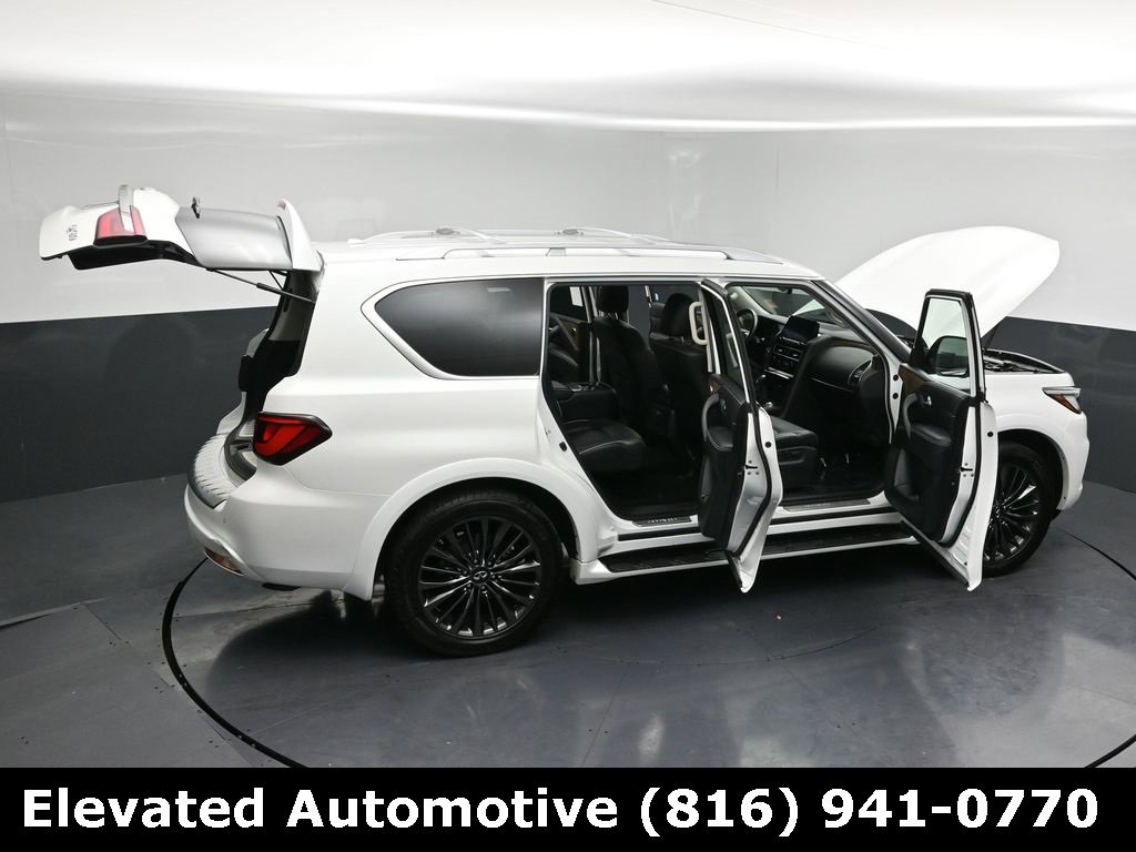 Used 2023 INFINITI QX80 Premium Select w/ All-Season Package image 37