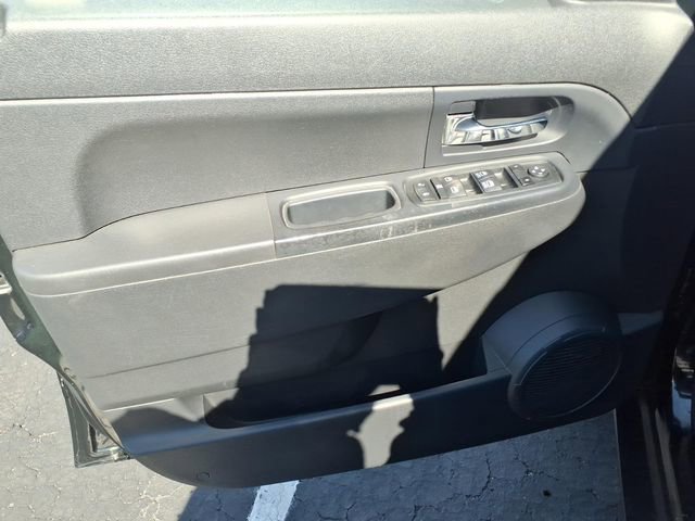 Used 2012 Jeep Liberty Sport image 11