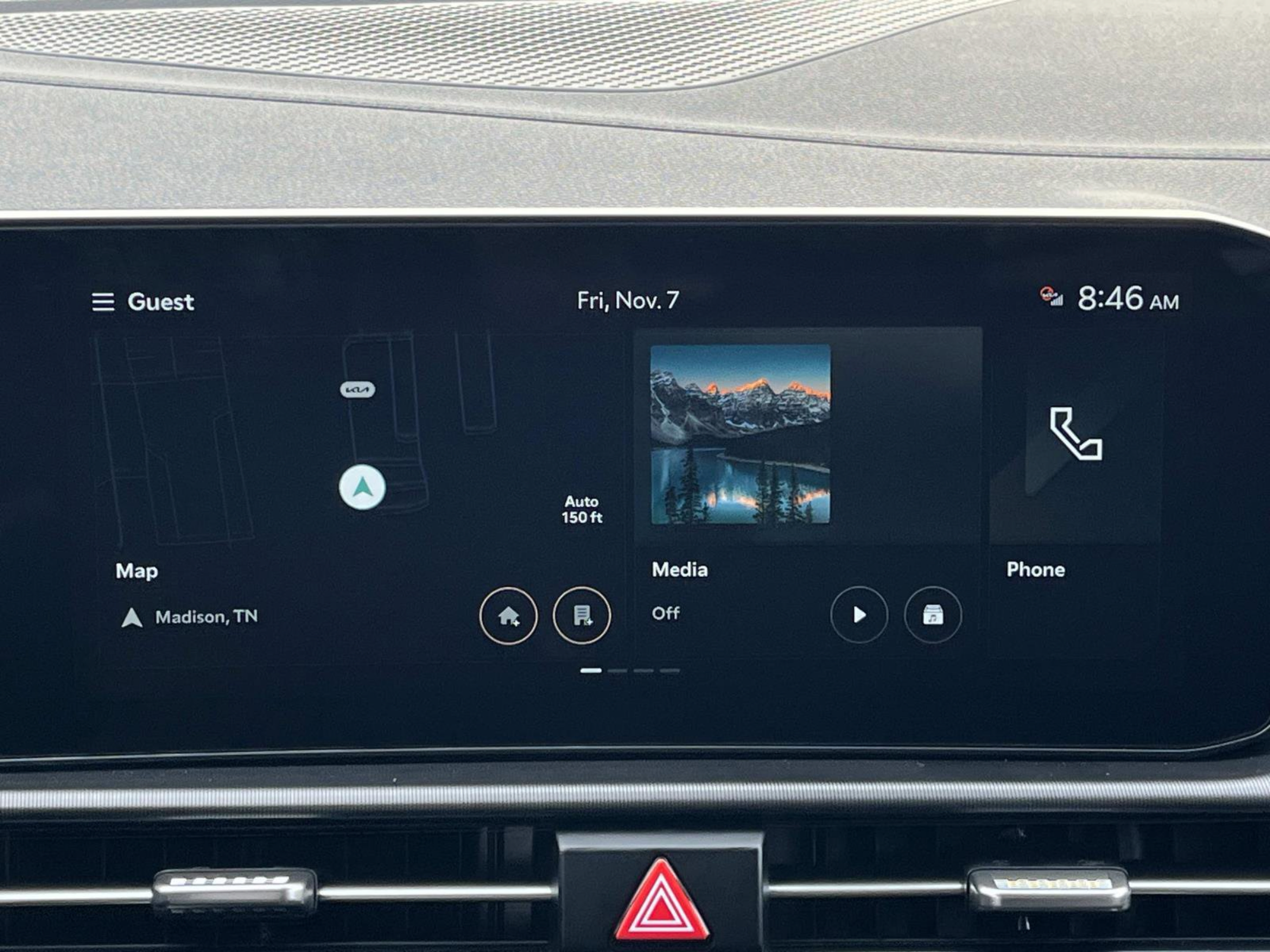 New 2026 Kia Sportage SX FWD image 14