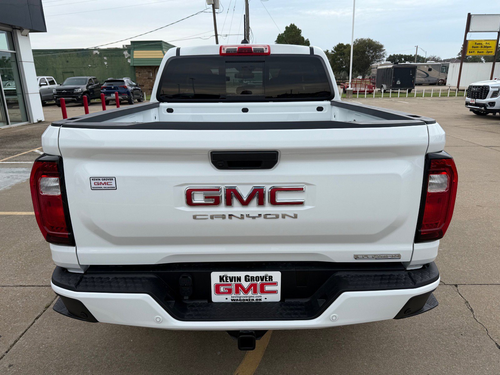 New 2026 GMC Canyon Elevation image 4