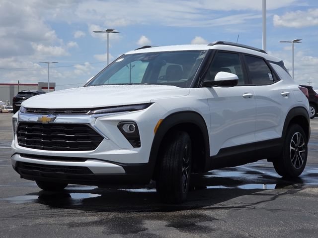 New 2026 Chevrolet TrailBlazer LT w/ Driver Confidence Package FWD image 15