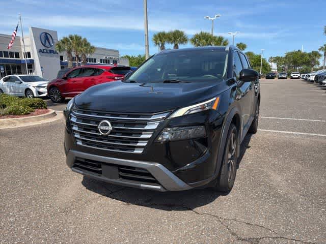 Used 2024 Nissan Rogue SL w/ SL Premium Package FWD image 3