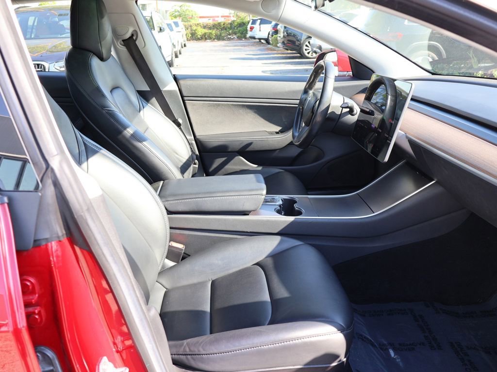 Used 2018 Tesla Model 3 Long Range RWD image 30