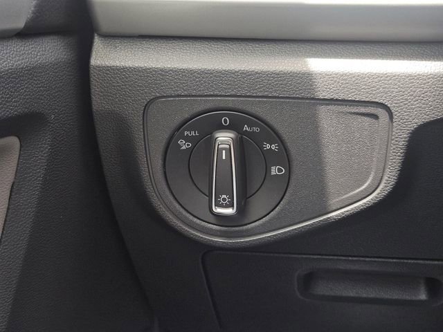 Used 2023 Volkswagen Atlas SEL AWD/4WD image 28