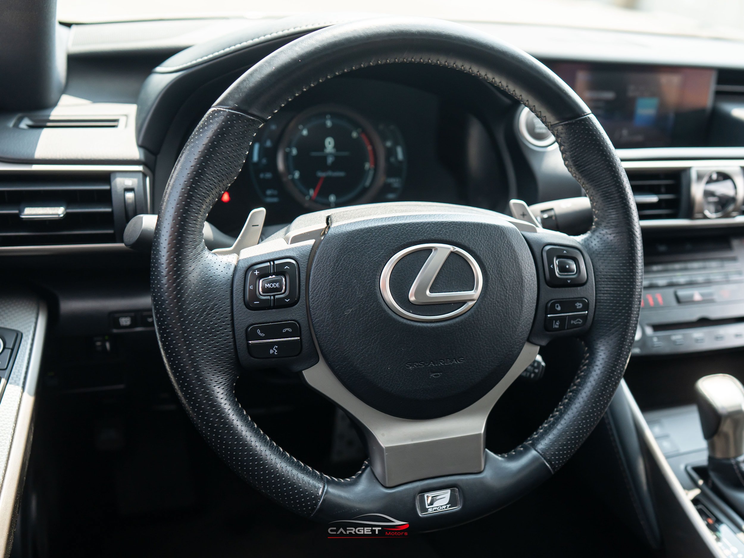 Used 2018 Lexus IS 300 F Sport w/ F Sport Package RWD image 23