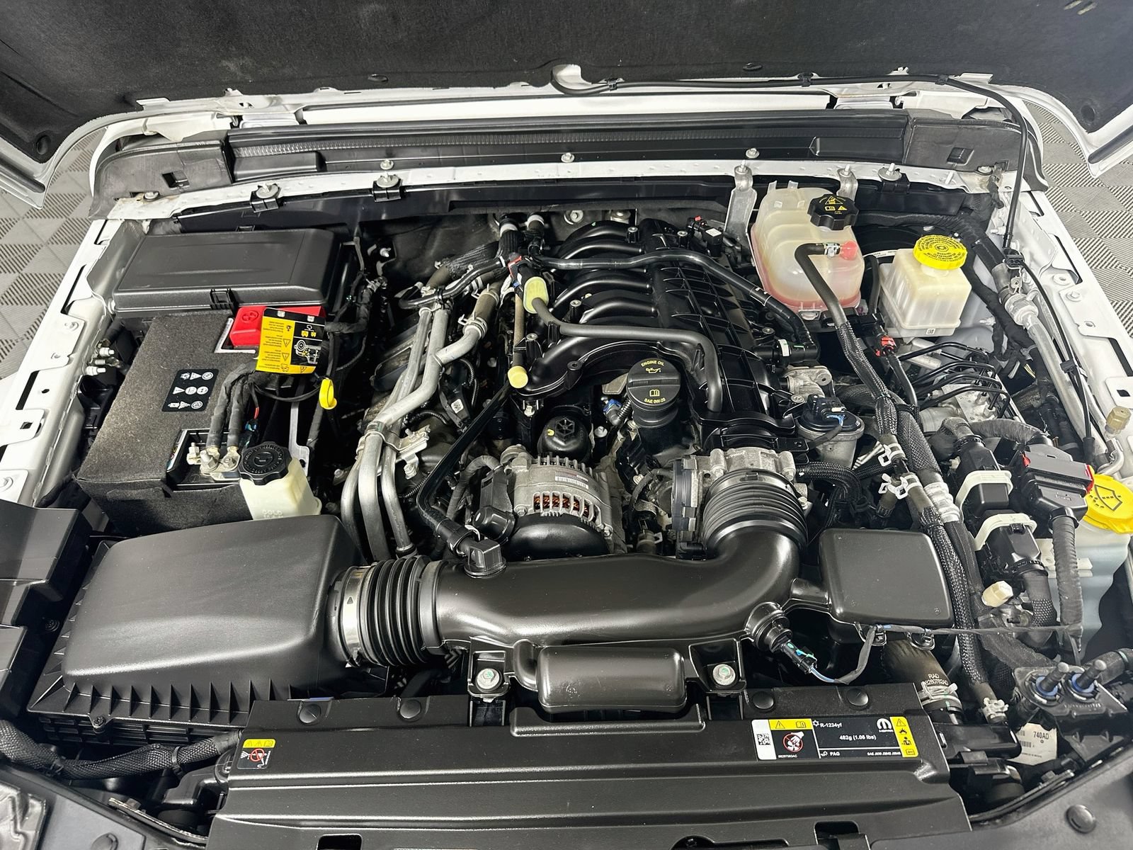 Used 2022 Jeep Gladiator Sport AWD/4WD image 29
