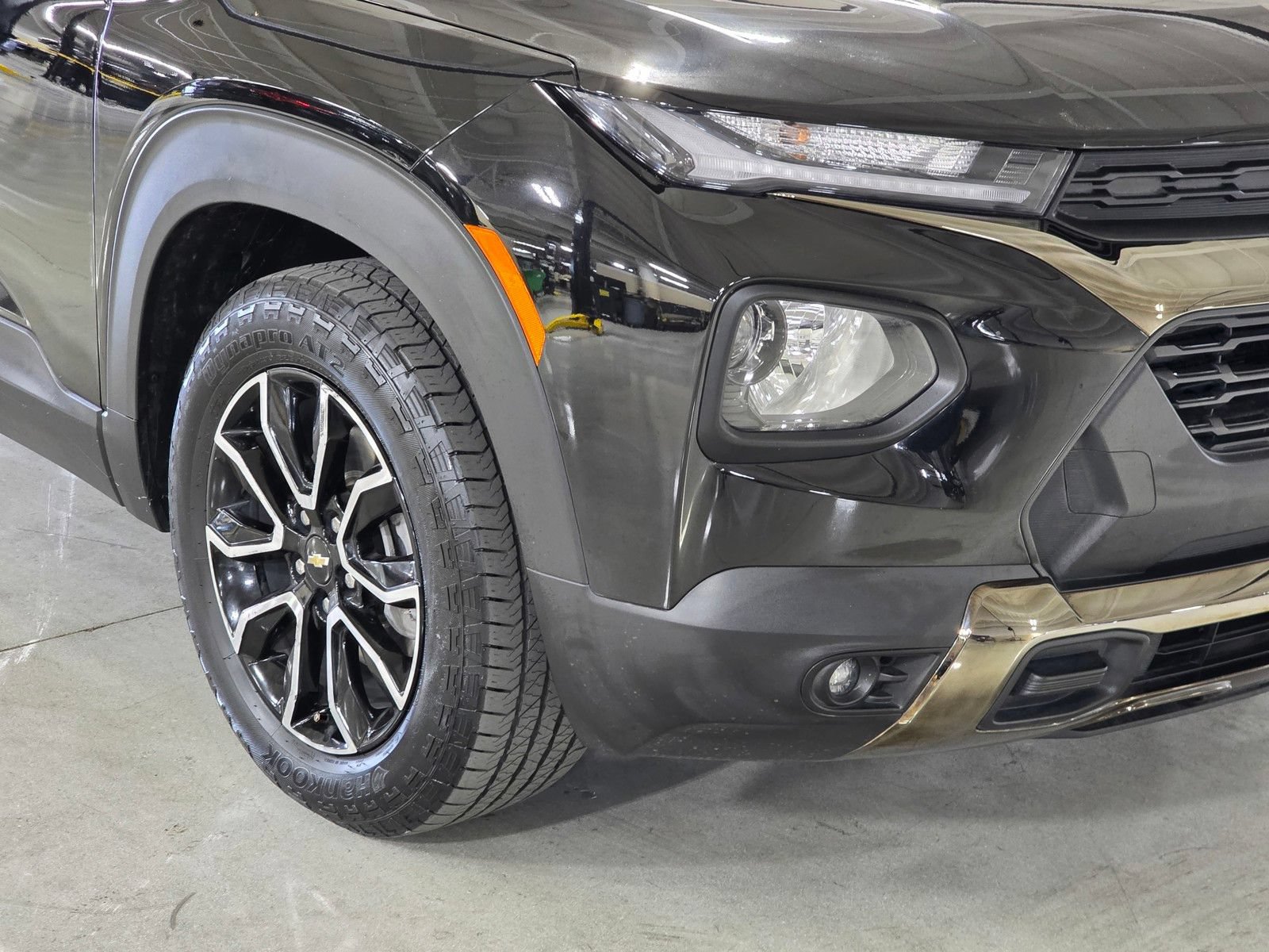 Used 2023 Chevrolet TrailBlazer ACTIV w/ Convenience Package FWD image 10