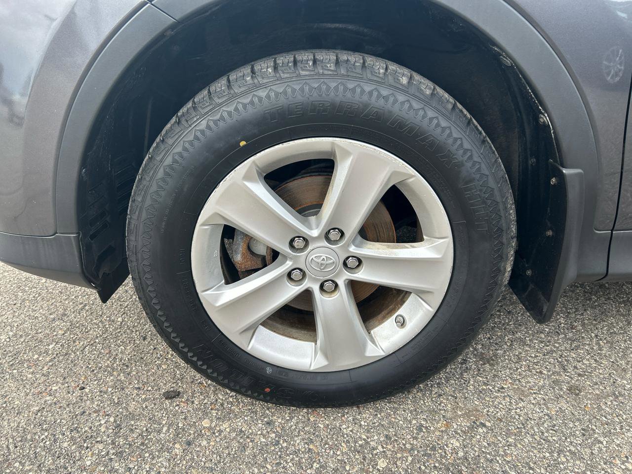 Used 2014 Toyota RAV4 XLE AWD/4WD image 28