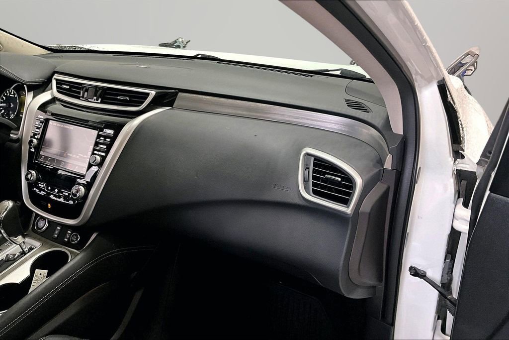 Used 2015 Nissan Murano S AWD/4WD image 25
