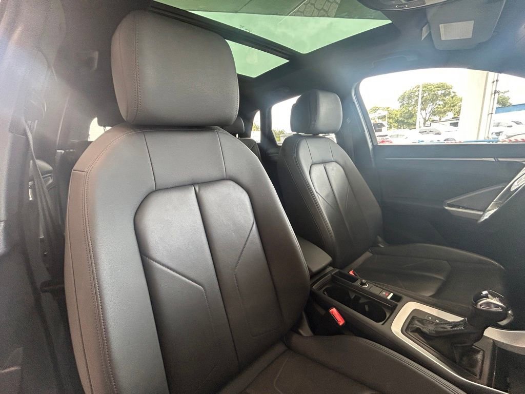 Used 2023 Audi Q3 2.0T Premium image 30