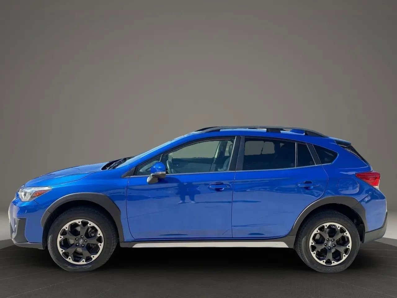 Used 2021 Subaru Crosstrek Hybrid w/ Moonroof Package w/Navigation AWD/4WD image 4
