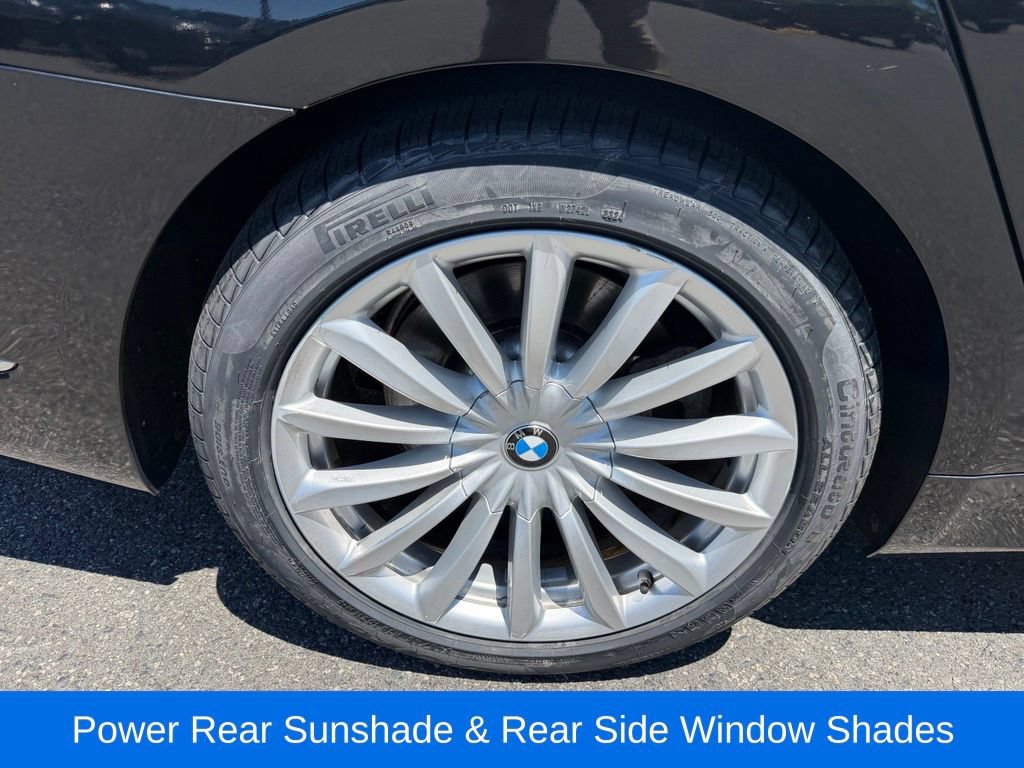Used 2022 BMW 740i xDrive w/ Premium Package AWD/4WD image 15