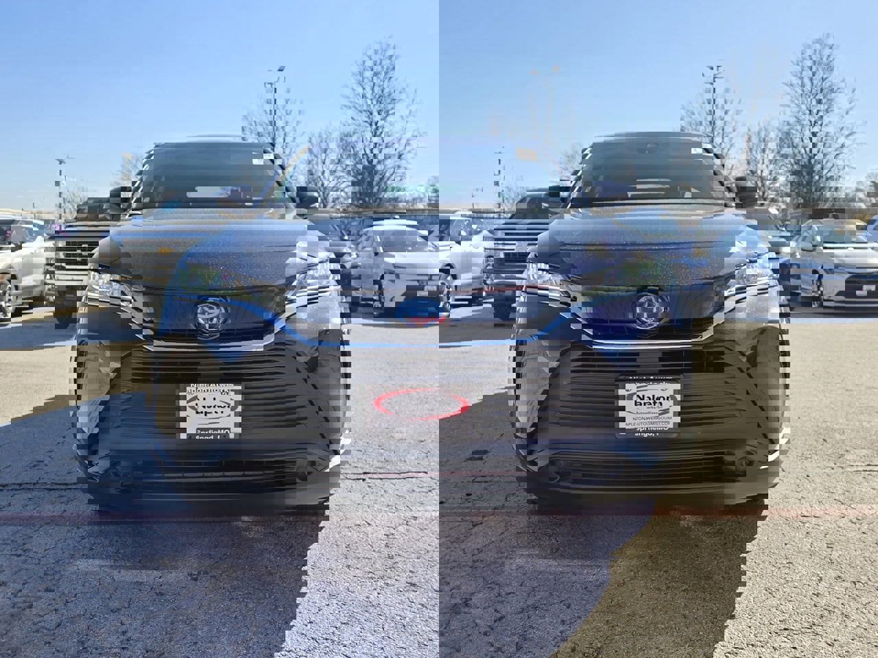 Used 2022 Toyota Venza LE video 2