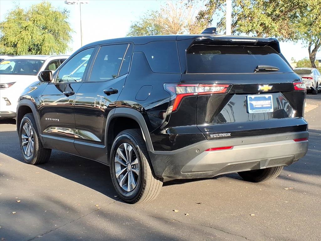 Used 2025 Chevrolet Equinox LT image 3