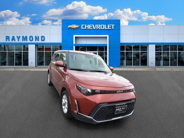 Used 2023 Kia Soul LX w/ LX Technology Package FWD image 9