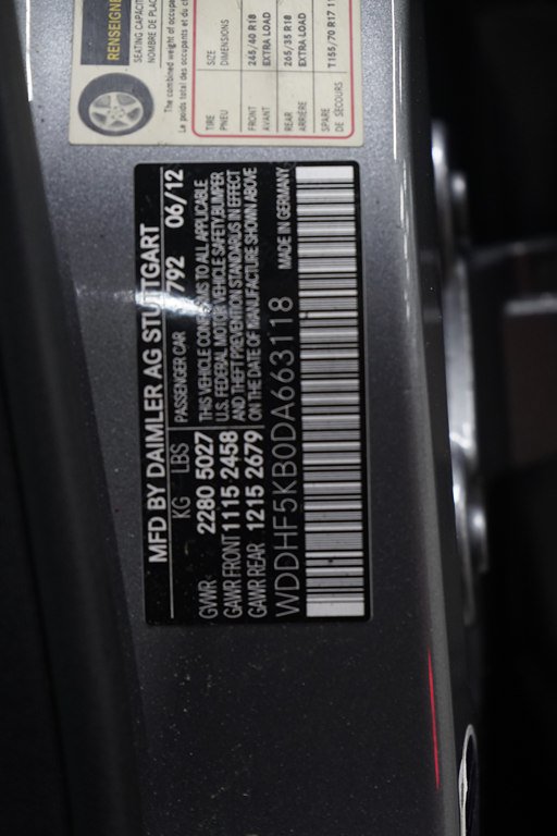Used 2013 Mercedes-Benz E 350 Sedan image 34