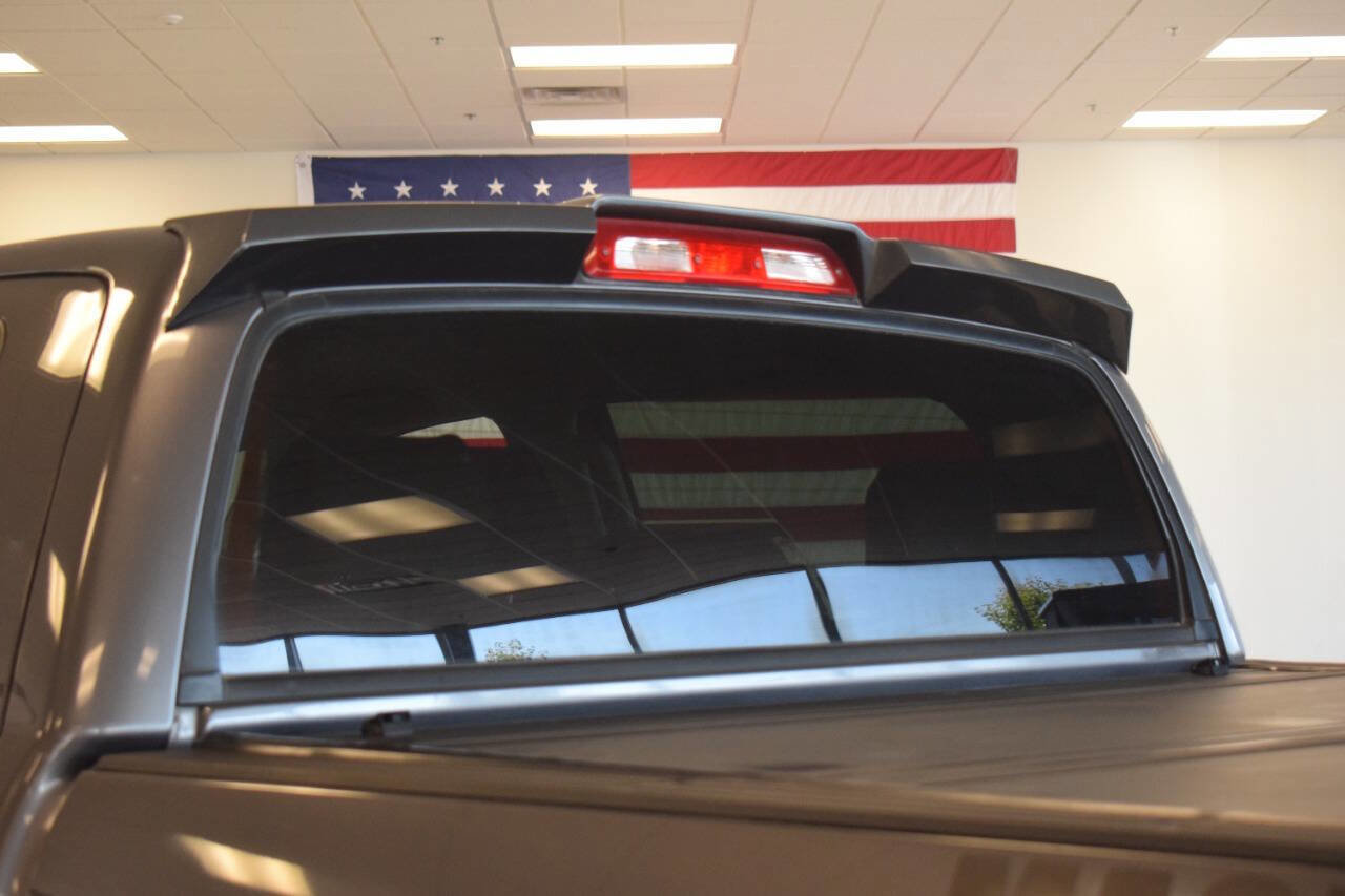 Used 2016 Toyota Tundra SR5 w/ TRD Off Road Package AWD/4WD image 31