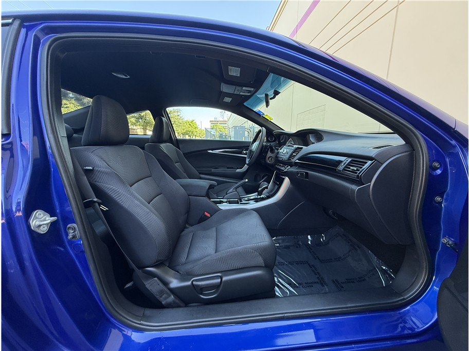 Used 2017 Honda Accord LX-S image 8