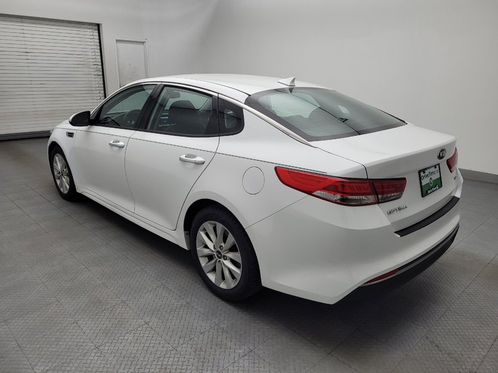 Used 2017 Kia Optima EX FWD image 5