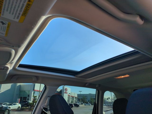 Used 2019 Subaru Forester Premium AWD/4WD image 15