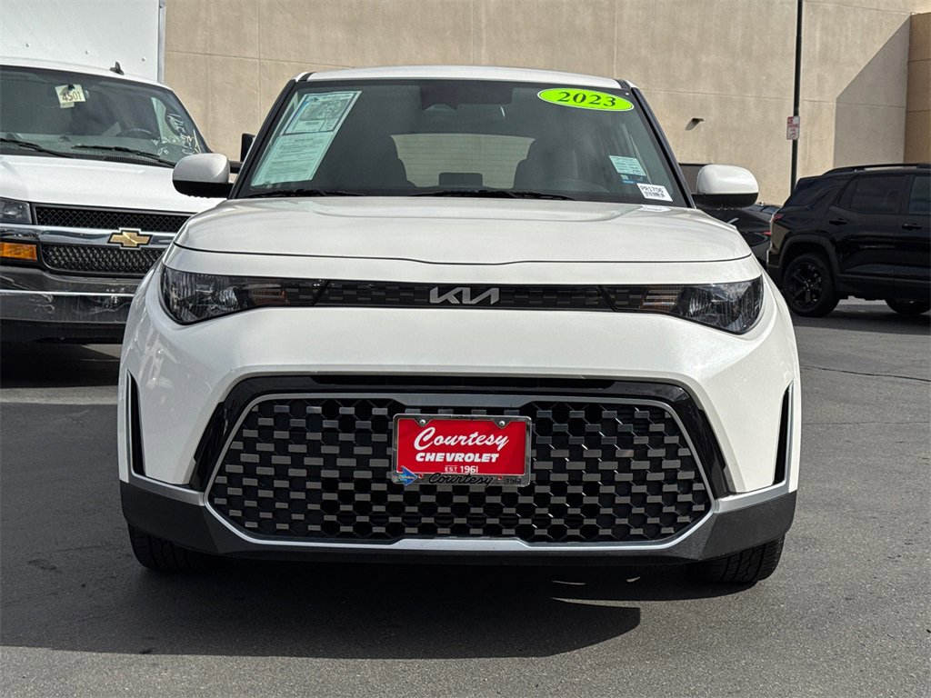 Used 2023 Kia Soul EX image 5