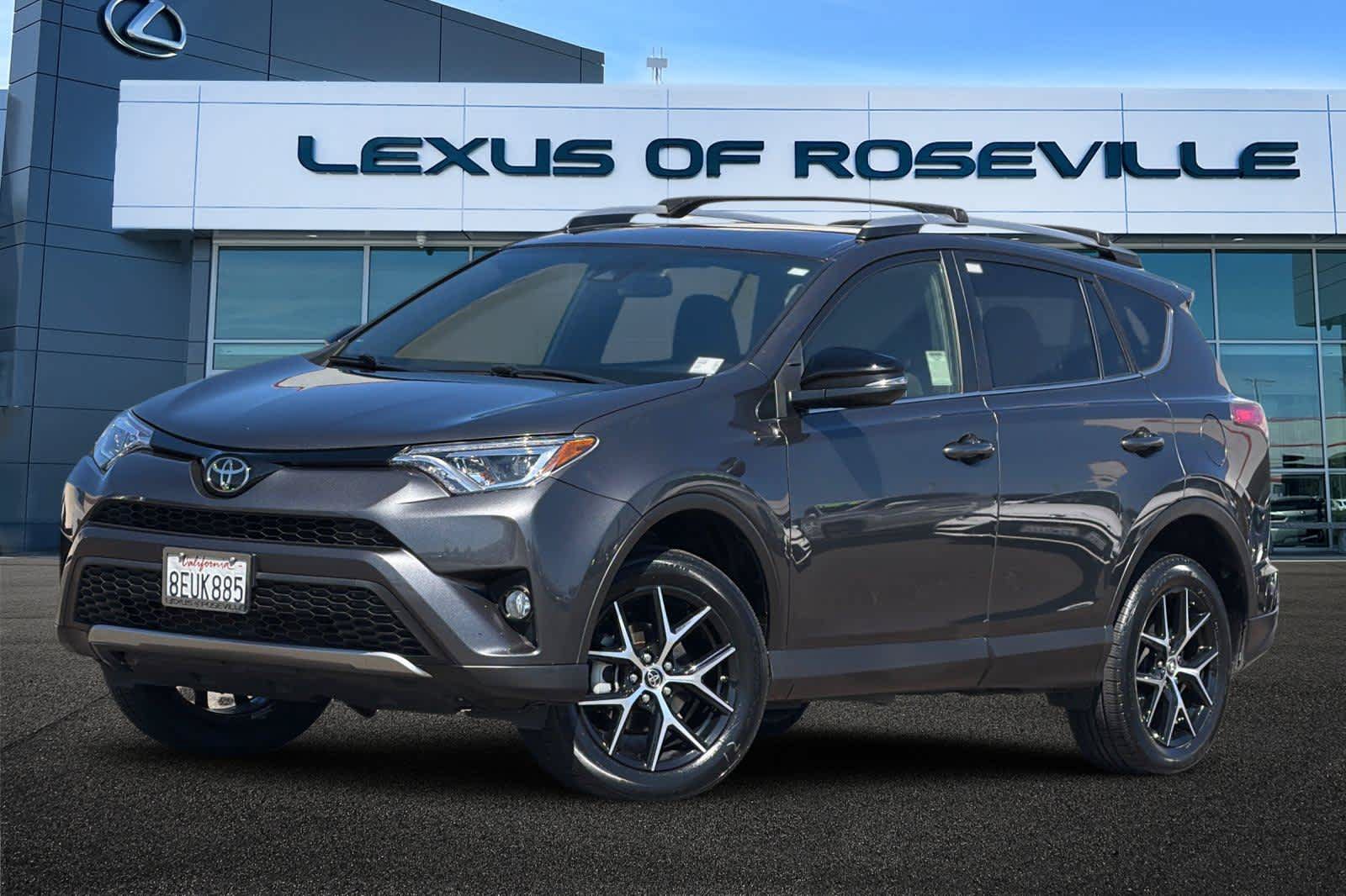 Used 2018 Toyota RAV4 SE w/ Power Extra Value Package FWD video 1