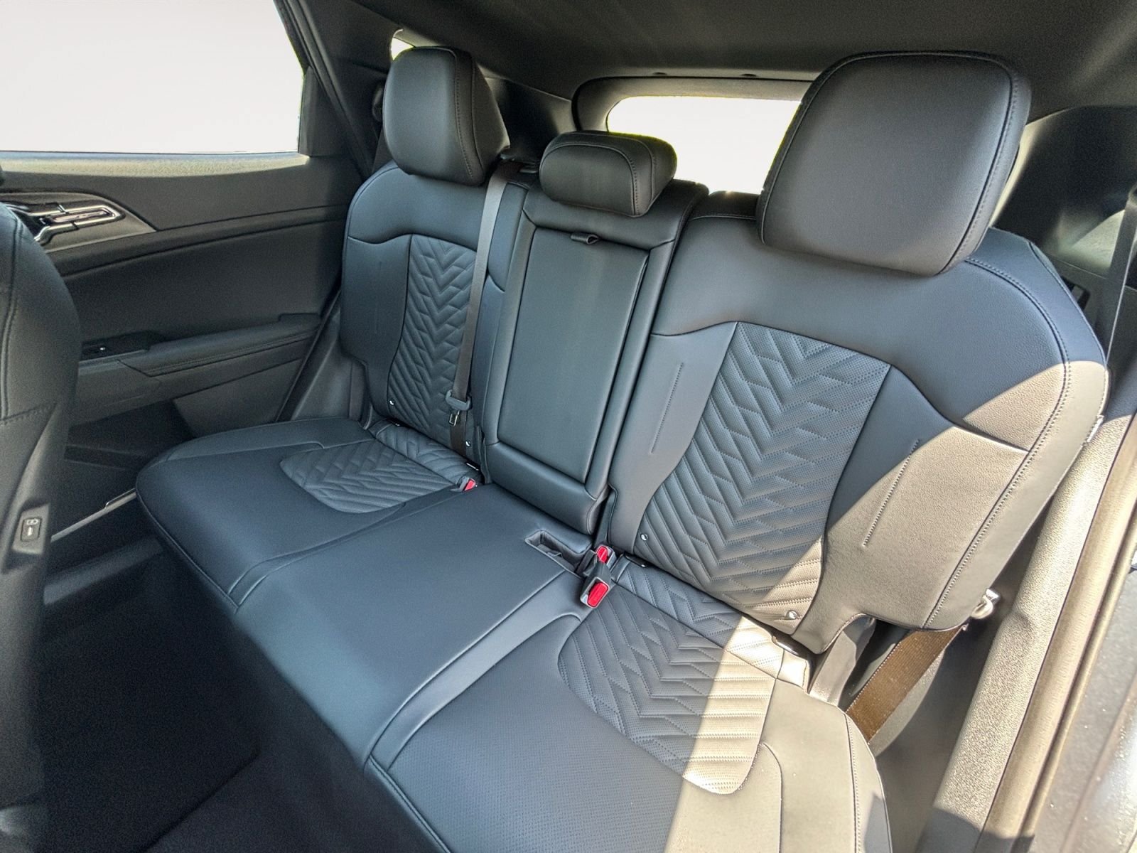 New 2026 Kia Sportage X-Line AWD/4WD image 13