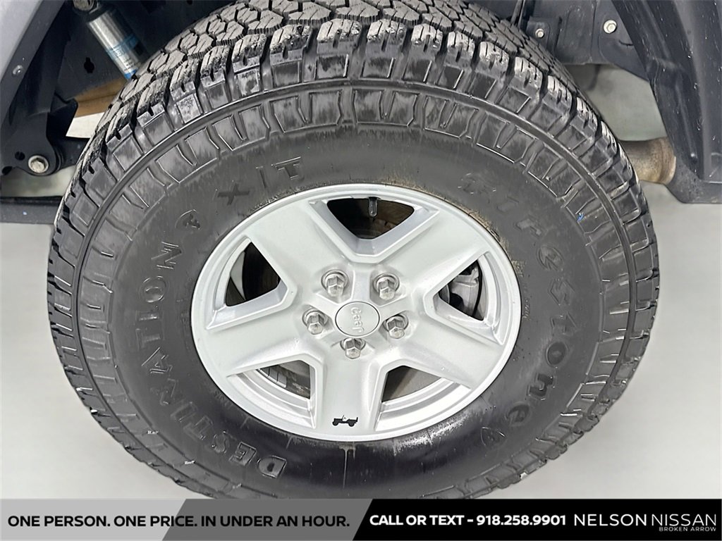 Used 2020 Jeep Gladiator Sport w/ Quick Order Package 23S image 29