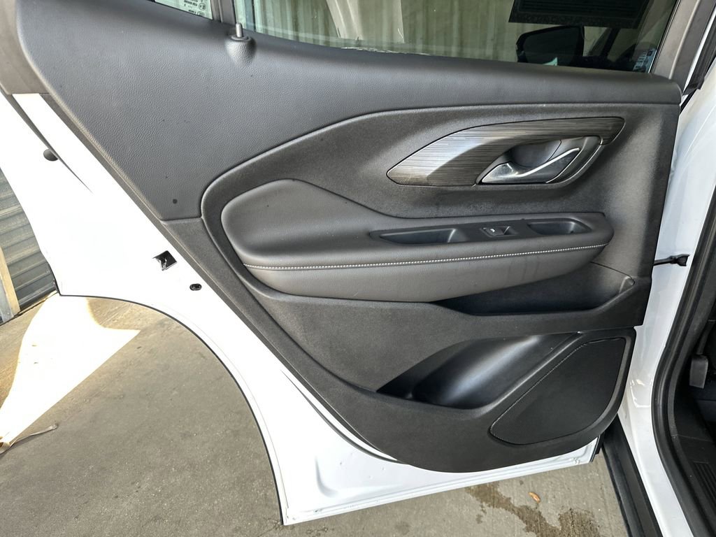 Used 2022 GMC Terrain SLT w/ Elevation Edition FWD image 29