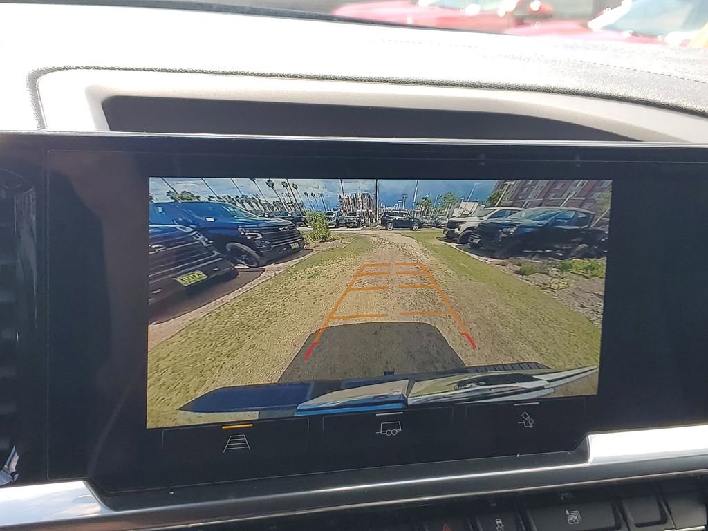 Used 2023 Chevrolet Silverado 1500 RST w/ Convenience Package II AWD/4WD image 25