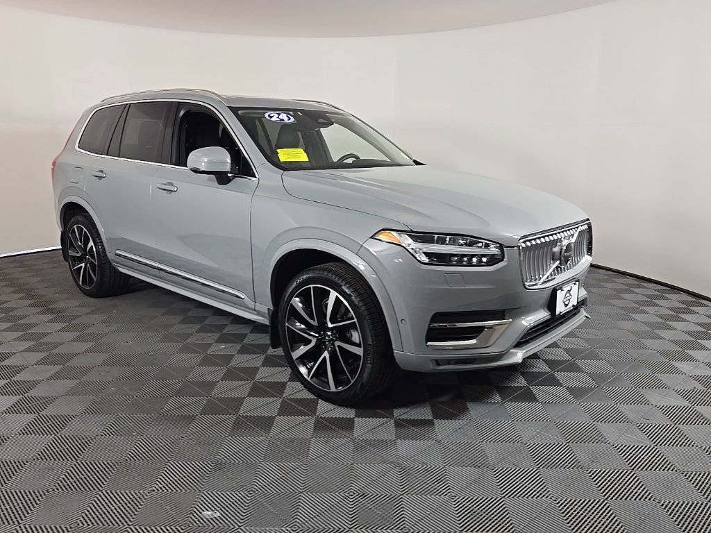 Certified 2024 Volvo XC90 B6 Plus w/ Protection Package image 4