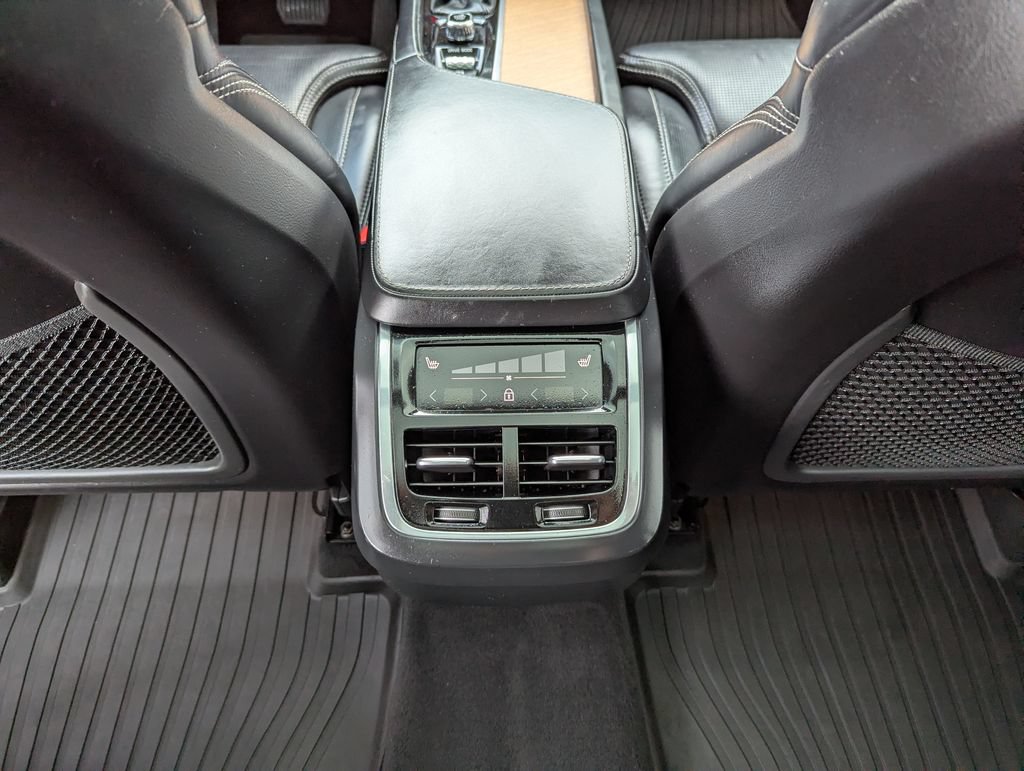 Used 2019 Volvo XC90 T6 Inscription w/ Luxury Package AWD/4WD image 37